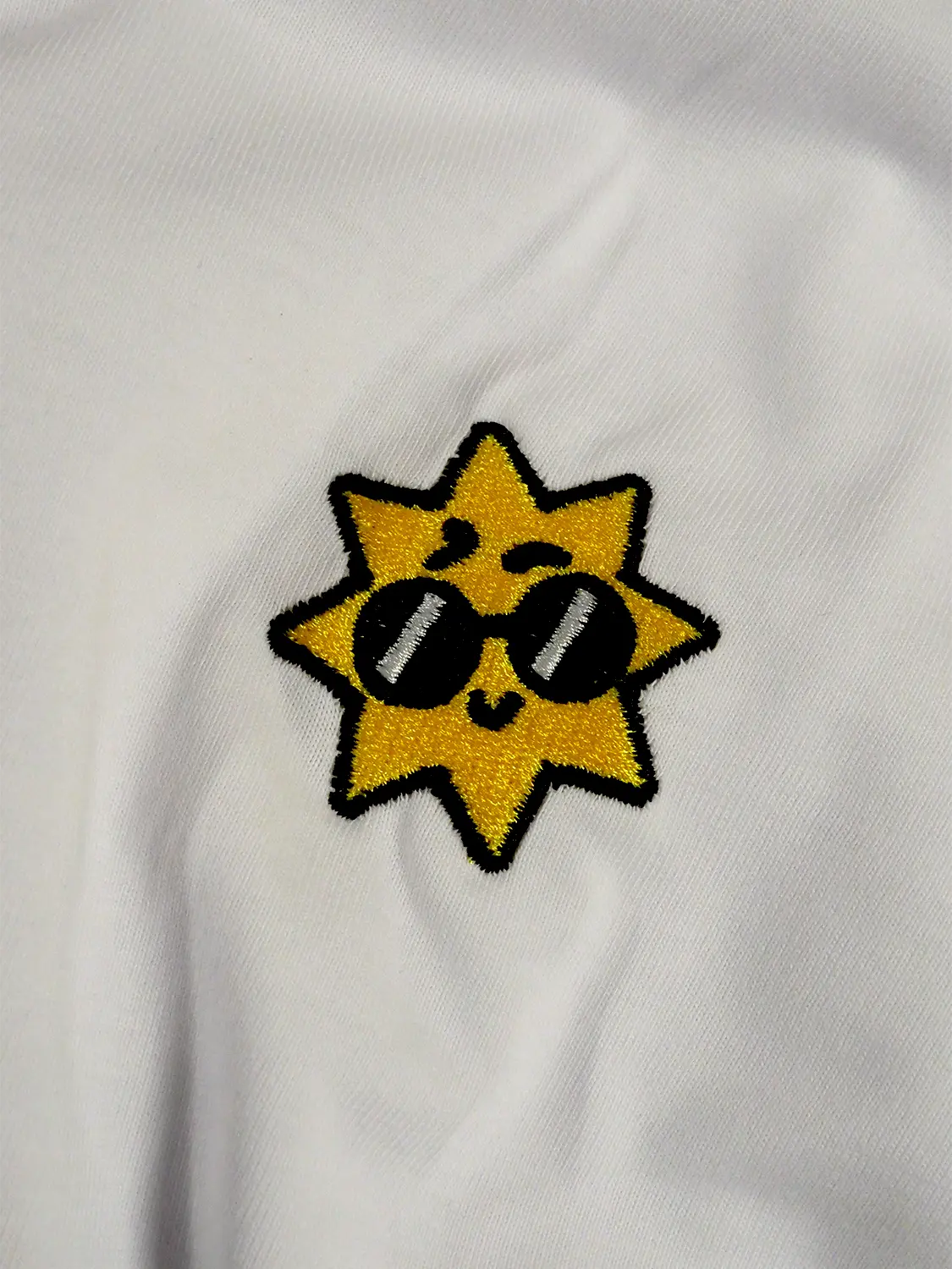 T shirt japon Sun blanc, autre zoom broderie