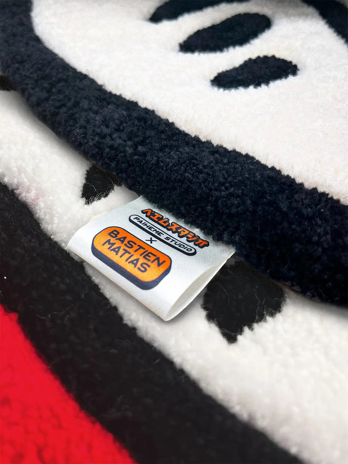 Tapis tufté DARUMA, zoom sur le tuftage